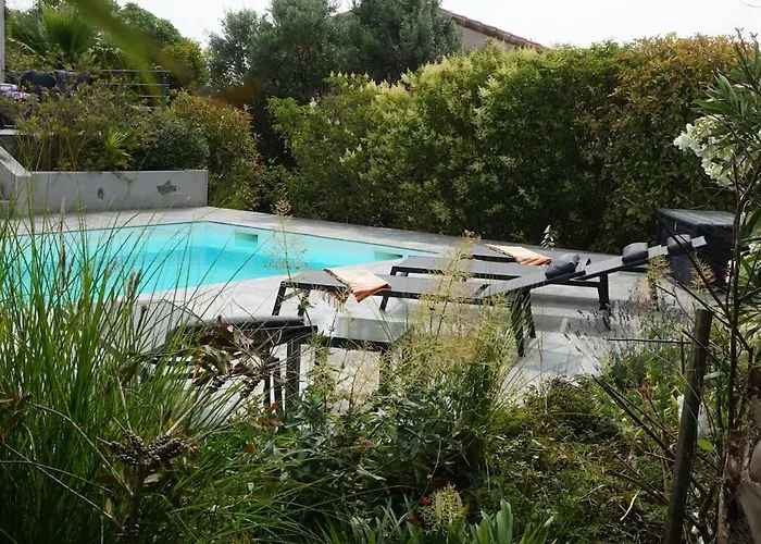 Havre De Paix Avec Piscine Et Jacuzzi Narbonne Holiday home Ventenac-en-Minervois